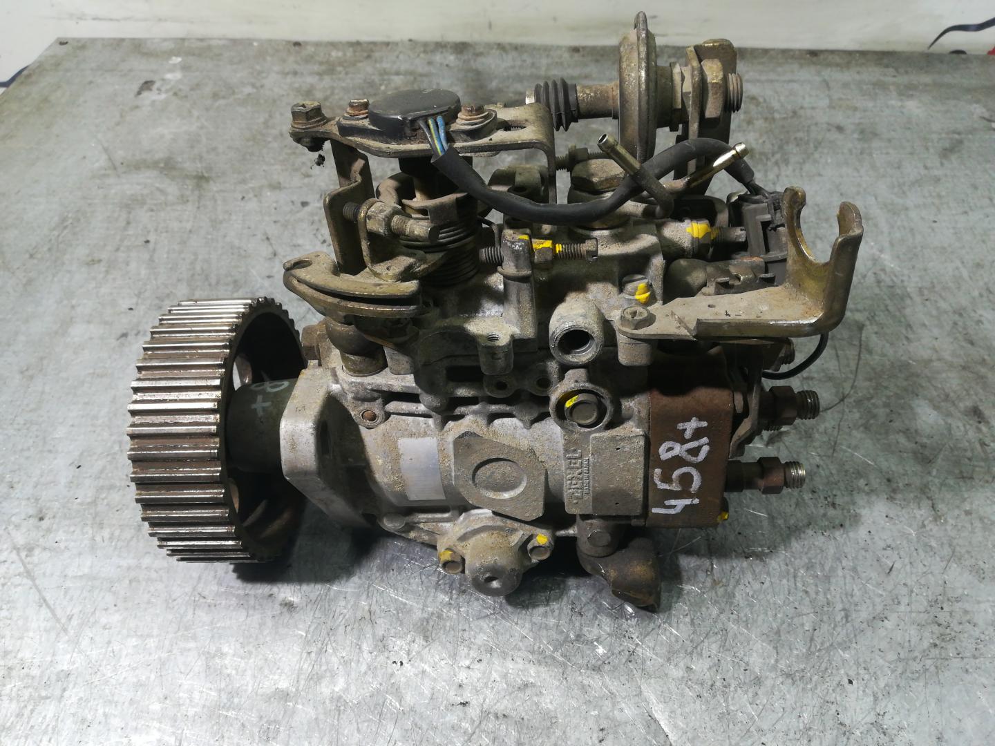 2 двигатель. Тнвд ниссан серена. Тнвд ниссан серена. Тнвд yd25ddti. 16700-2c511.