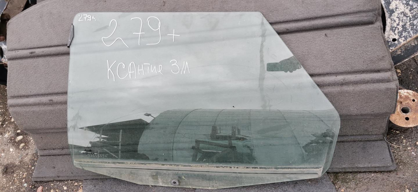 Стекло двери задней левой