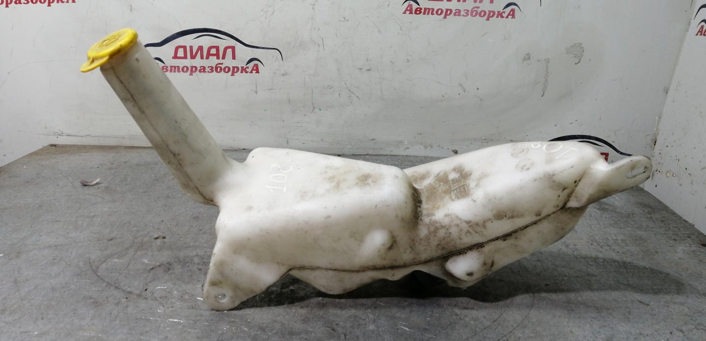 Бачок омывателя
