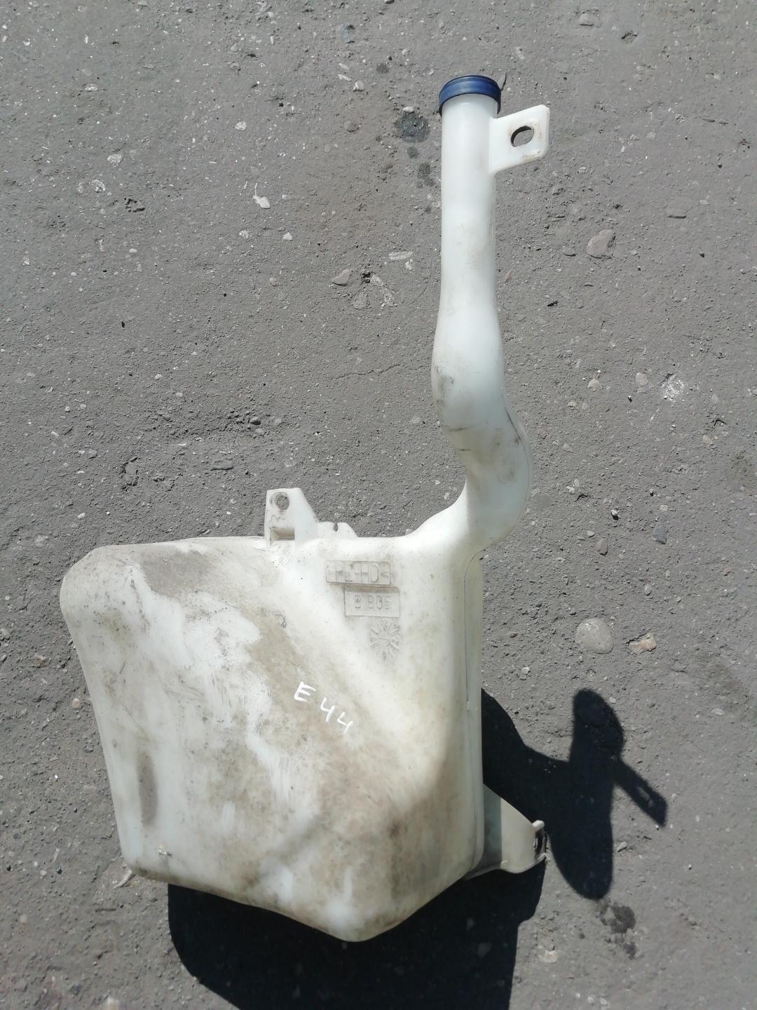 Бачок омывателя
