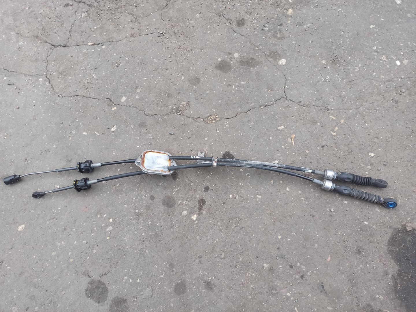 Трос кулисы КПП