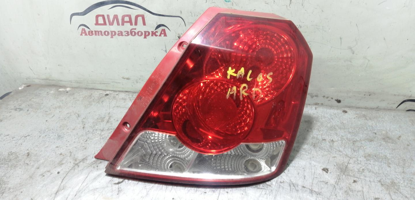 Фонарь задний правый