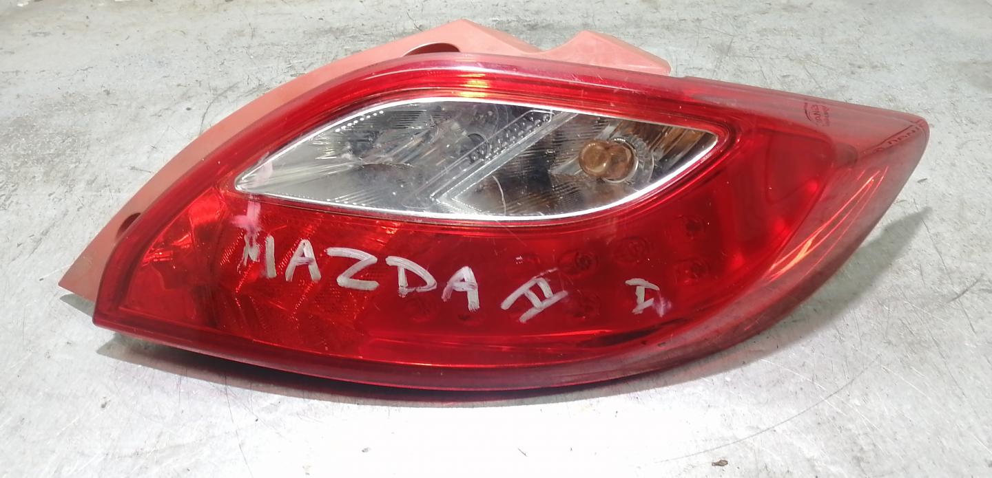 Фонарь задний правый