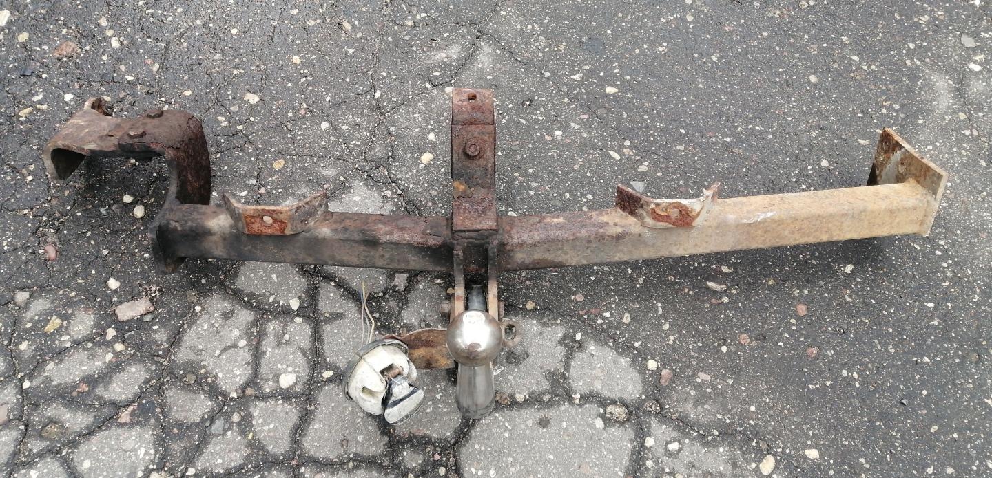 Прицепное устройство (фаркоп)