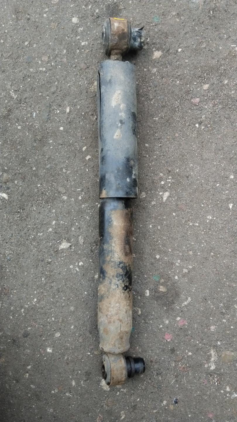 Амортизатор задний