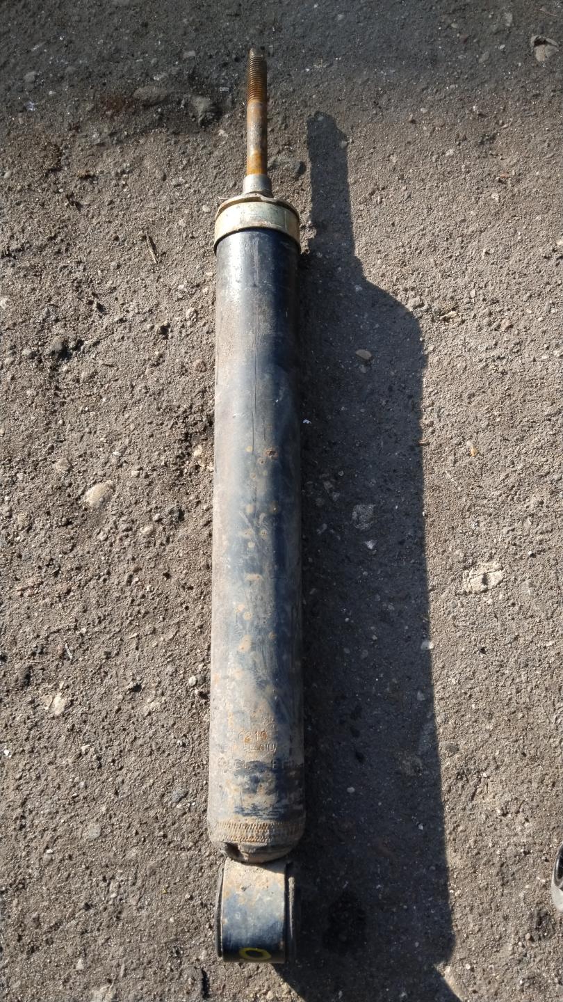 Амортизатор задний