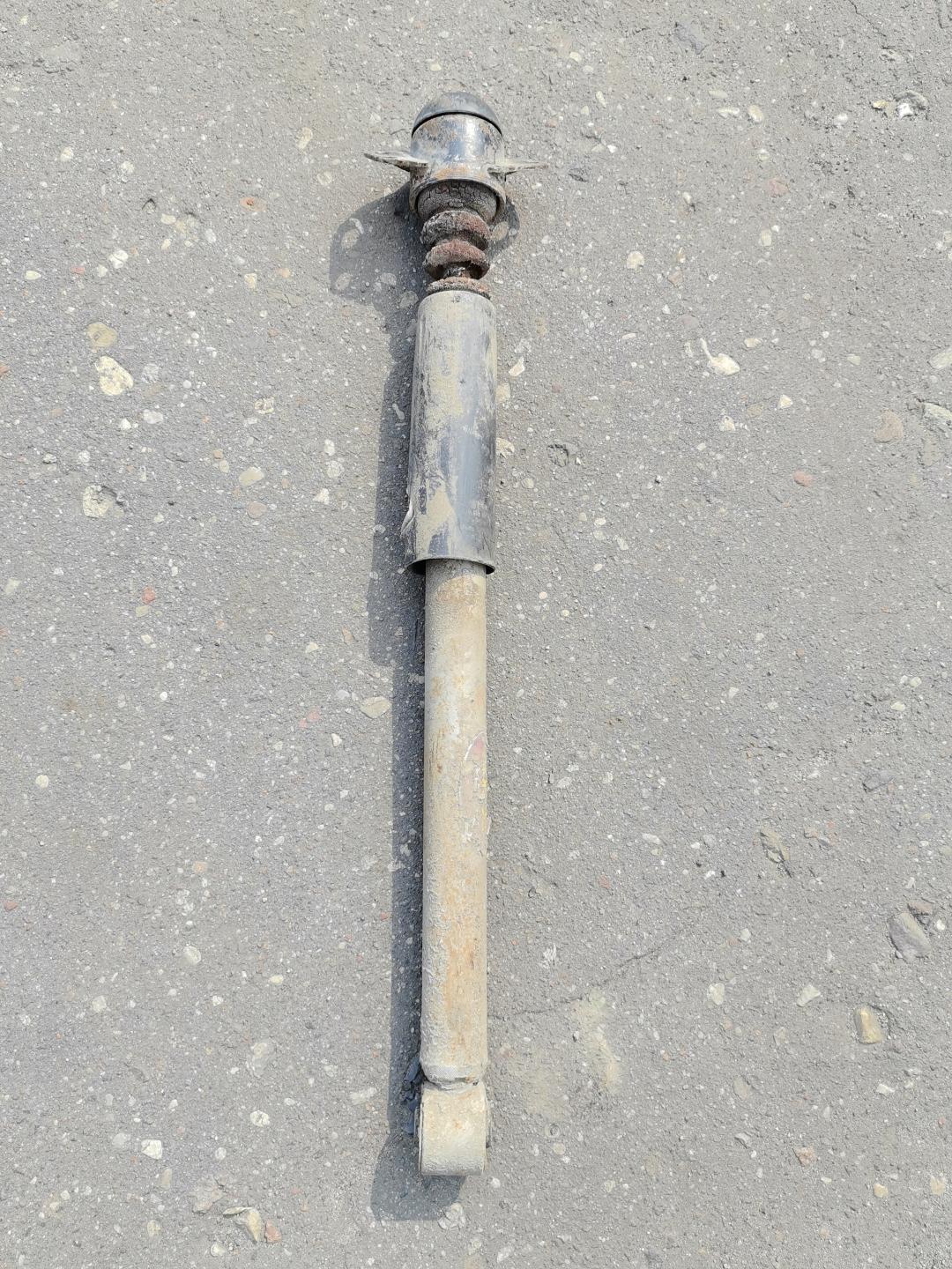 Амортизатор задний