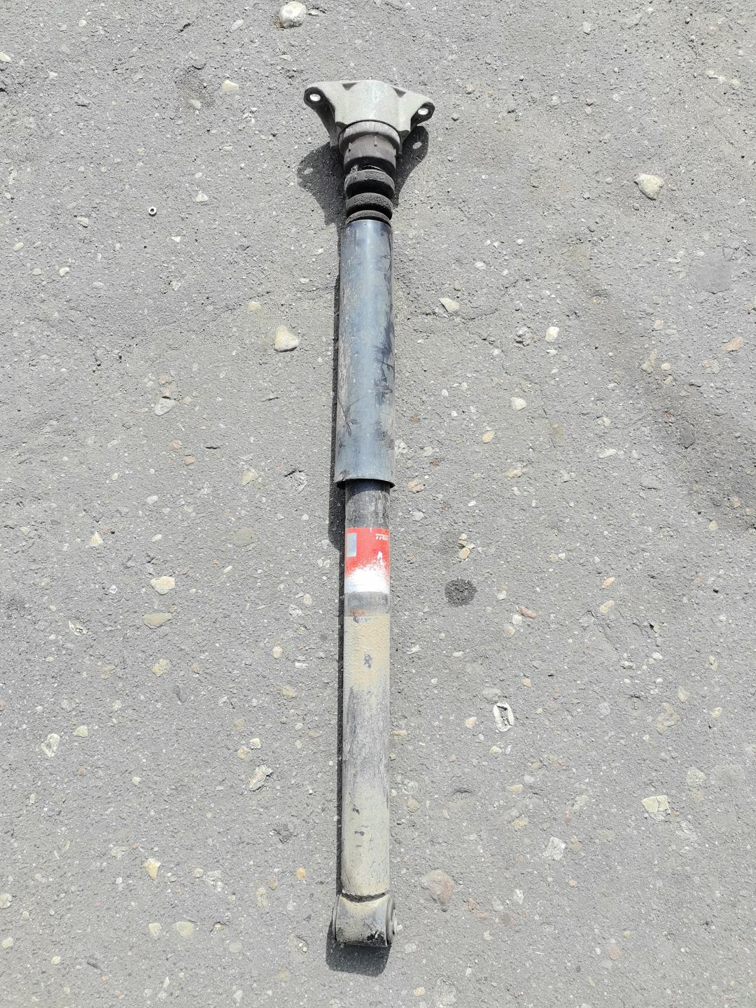 Амортизатор задний