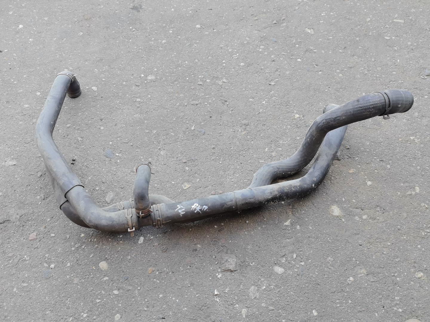 Патрубок (трубопровод, шланг)