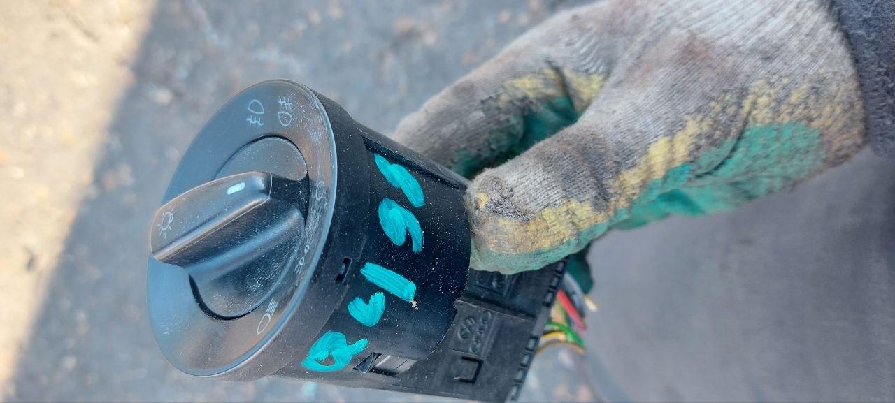 Переключатель света