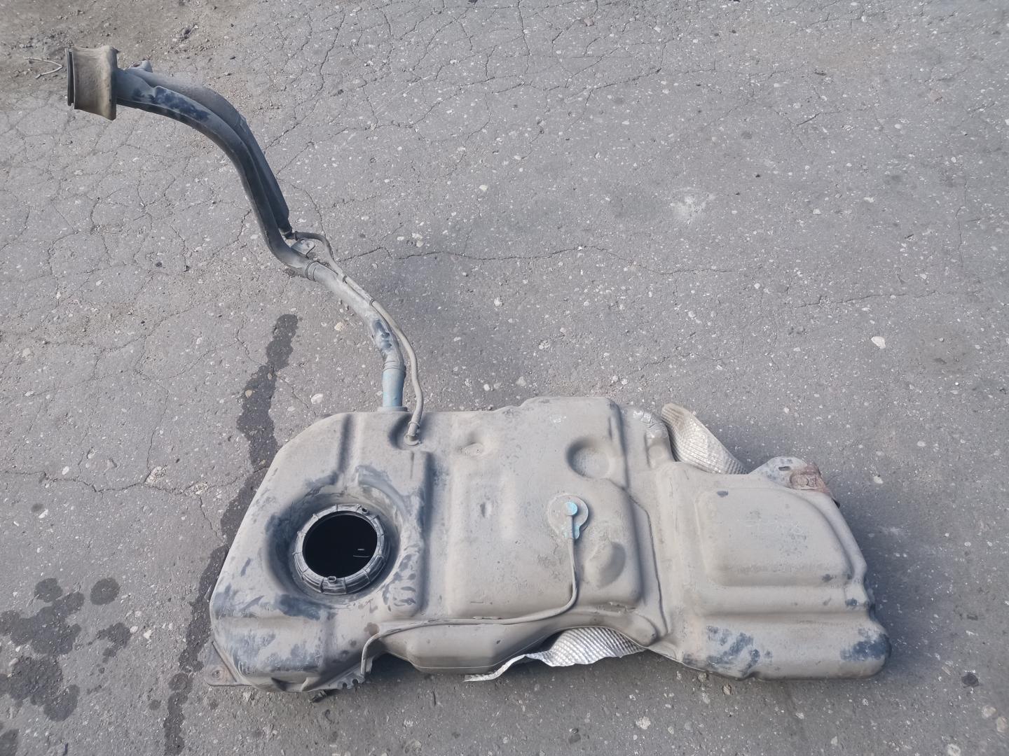 Бак топливный